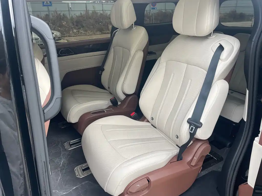 BYD Xia — миниатюра 11