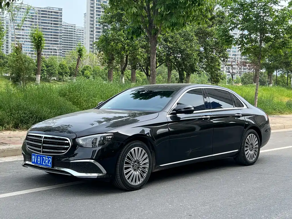 Mercedes-Benz E-Class 2021