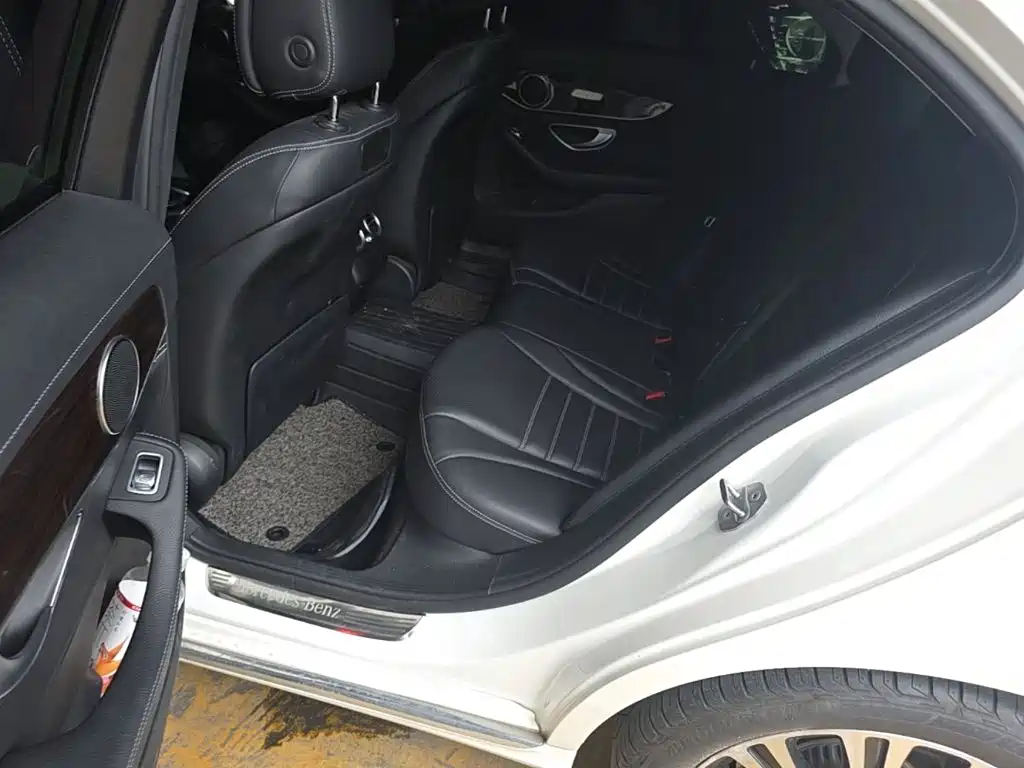 Mercedes-Benz C-Class — миниатюра 22