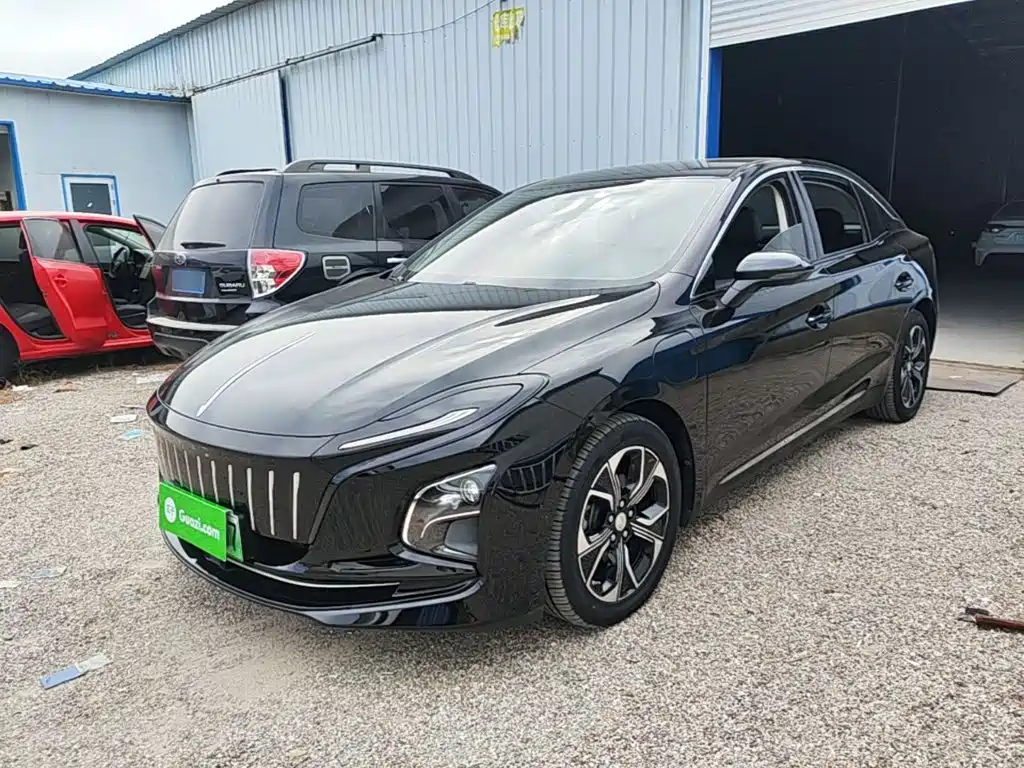 Hongqi Hongqi E-QM5