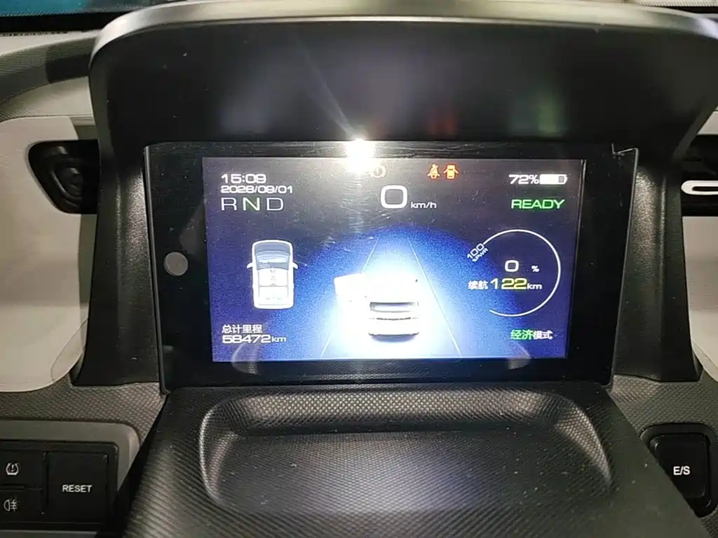 Wuling MINIEV — миниатюра 12