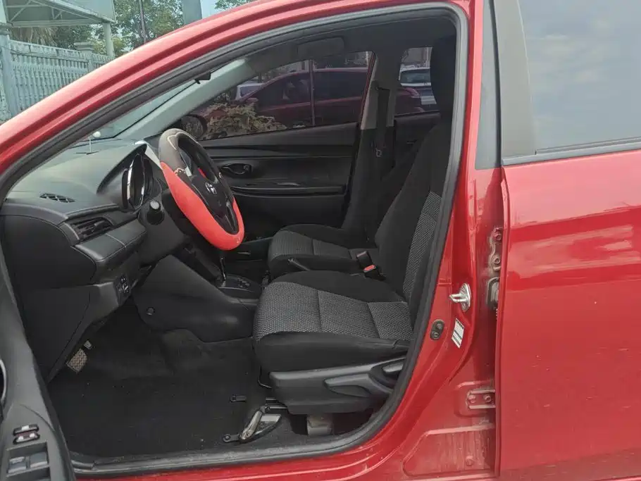 Toyota Vios FS — миниатюра 9