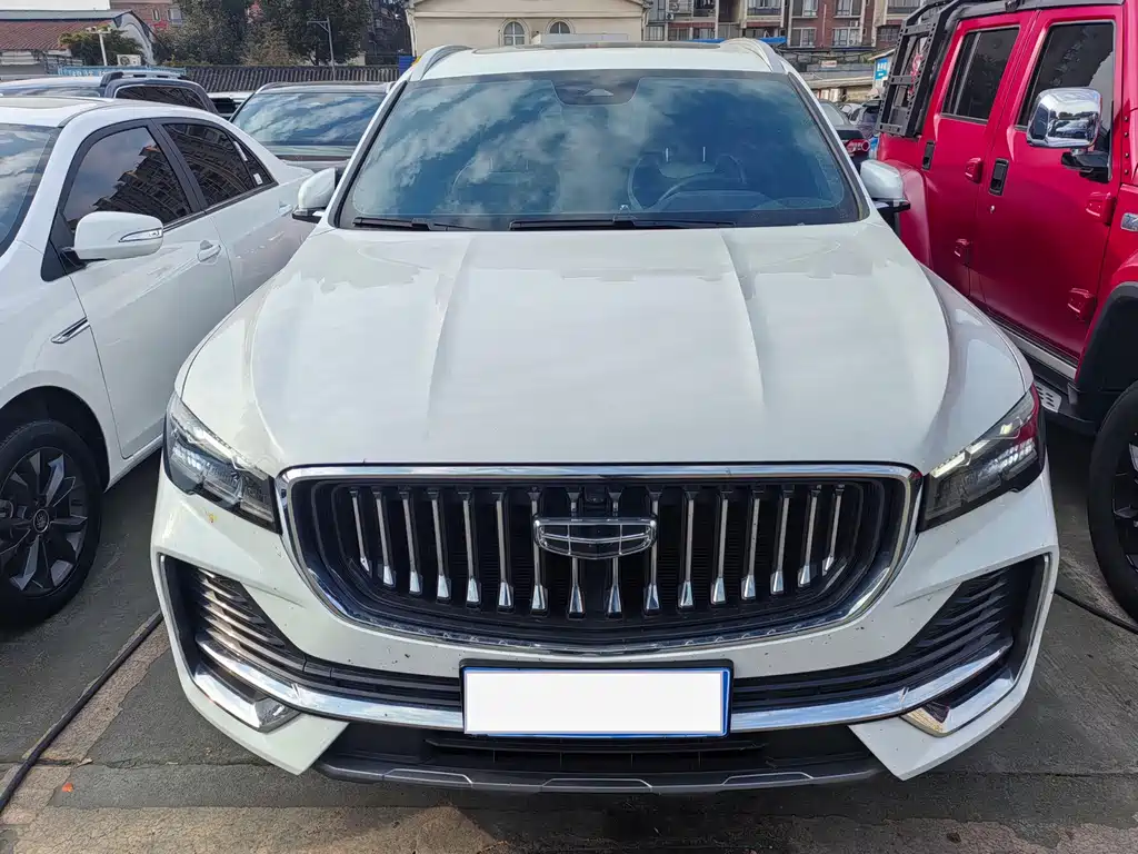 Geely Xingyue L — миниатюра 2
