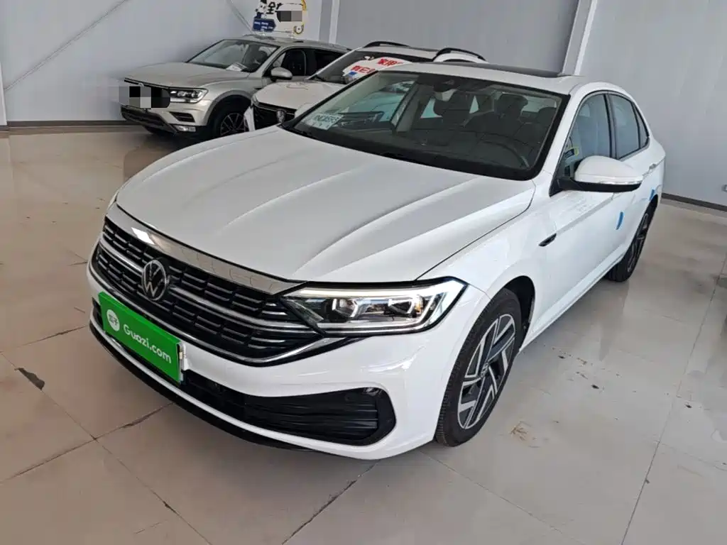 Volkswagen Sagitar — миниатюра 2