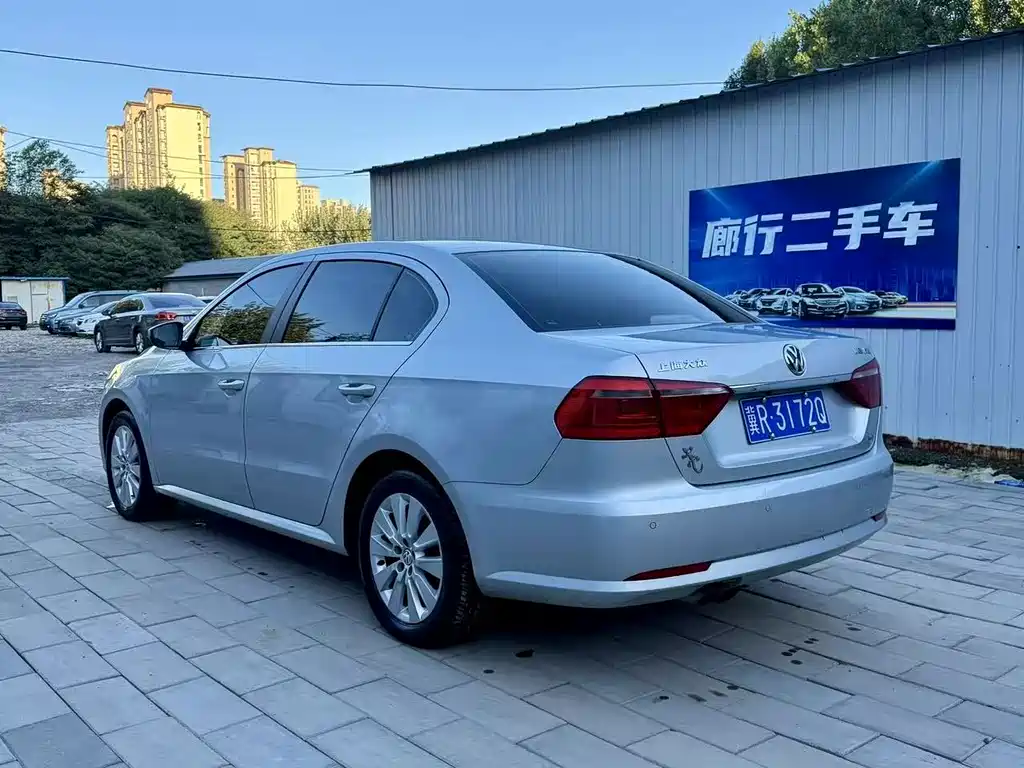 Volkswagen Lavida — миниатюра 9