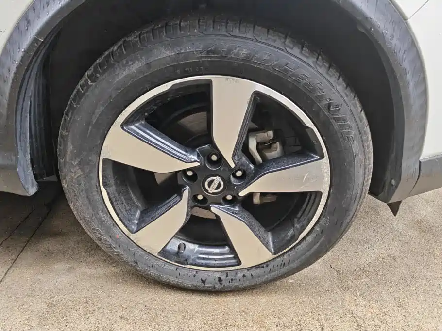 Nissan Qashqai — миниатюра 6