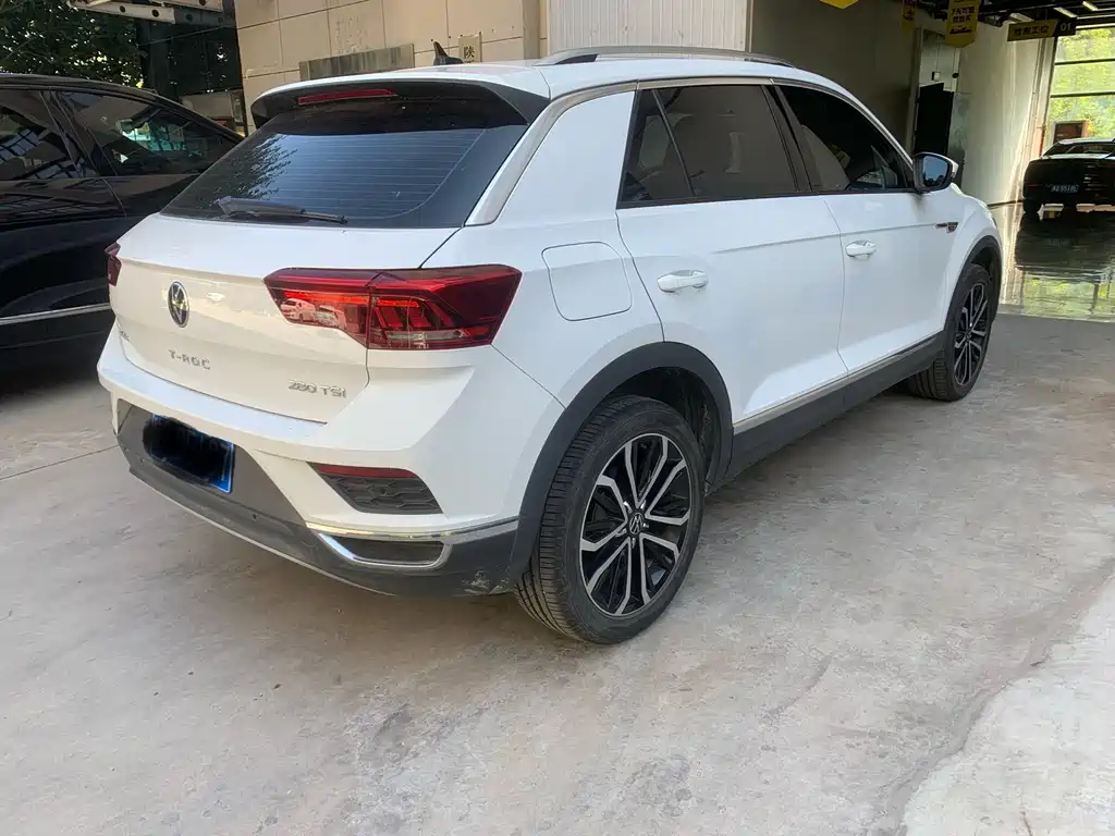 Volkswagen T-Roc — миниатюра 3