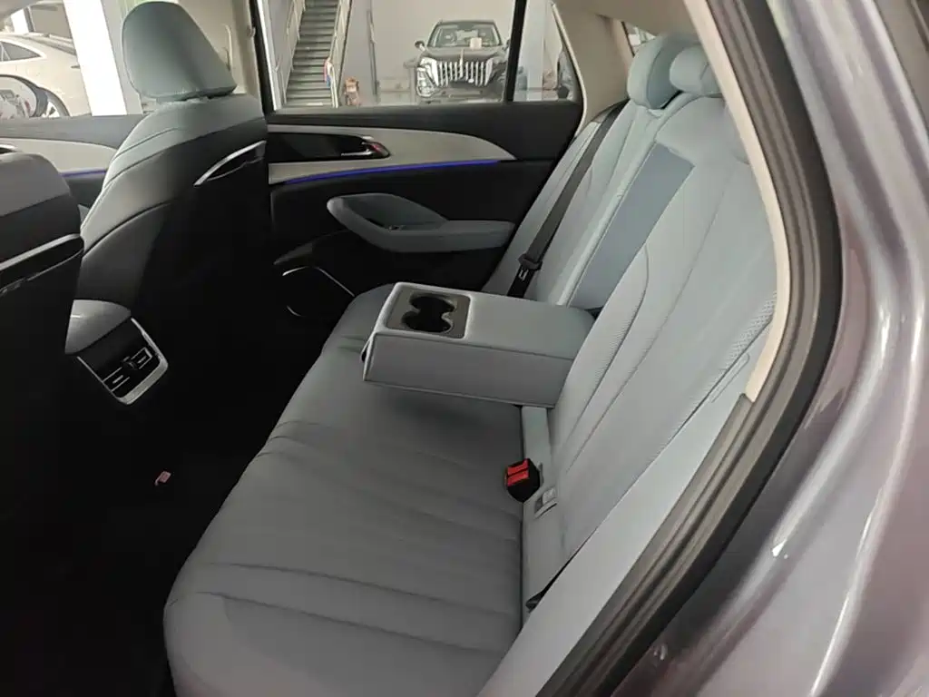Hongqi Hongqi H5 PHEV — миниатюра 17