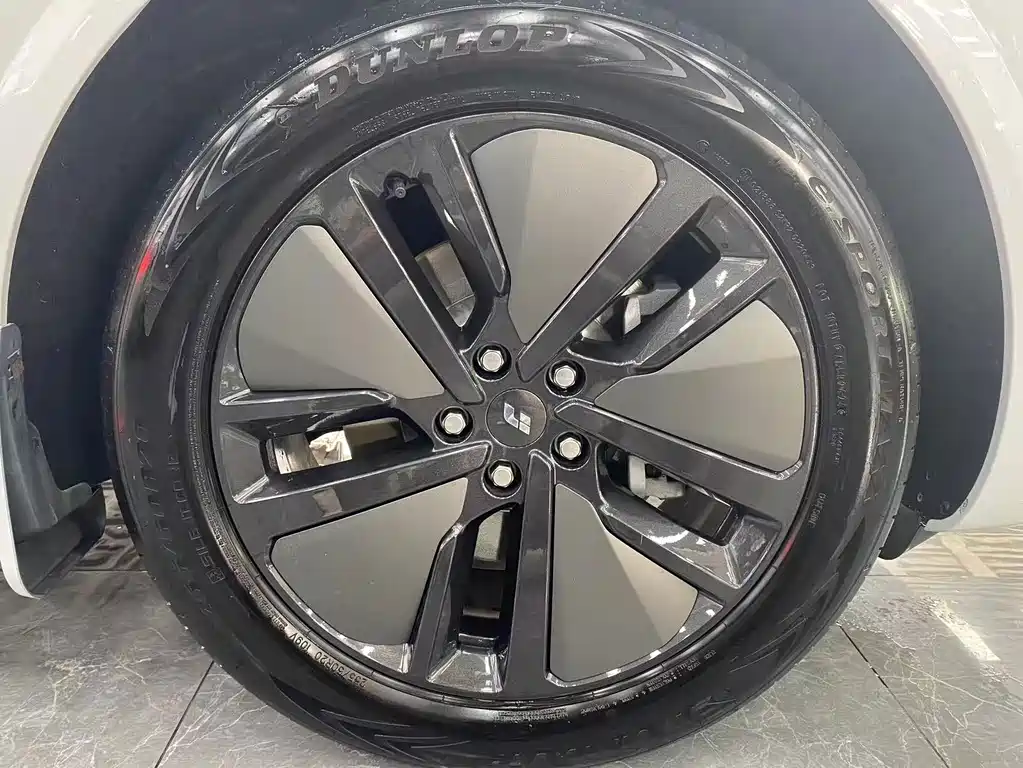 Li Auto Li L6 — миниатюра 12