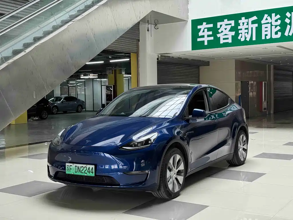 Tesla Model Y 2022