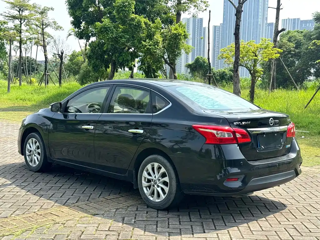 Nissan Sylphy — миниатюра 9