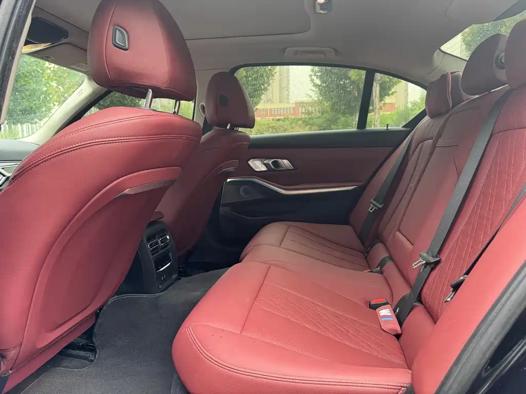 BMW i3 — миниатюра 6