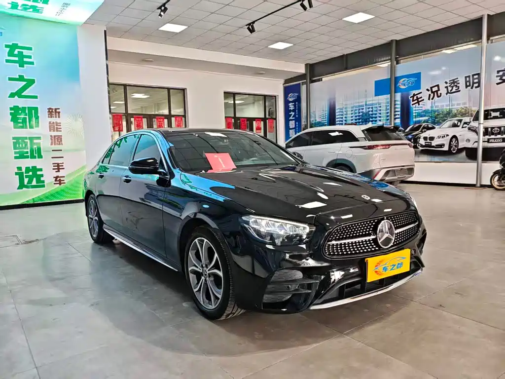 Mercedes-Benz E-Class — миниатюра 3