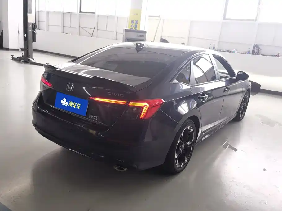 Honda Civic — миниатюра 3