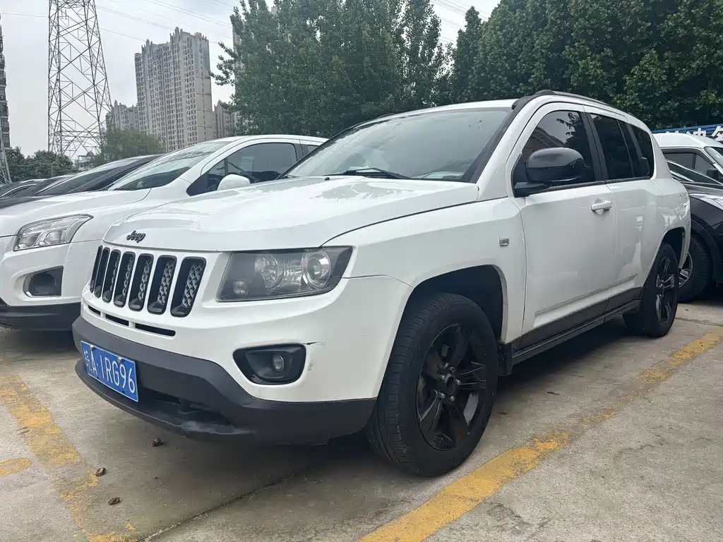 Jeep Compass (Import) 2014