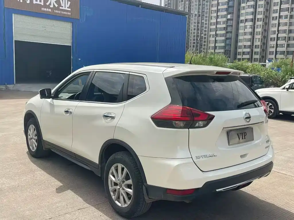 Nissan X-Trail — миниатюра 9