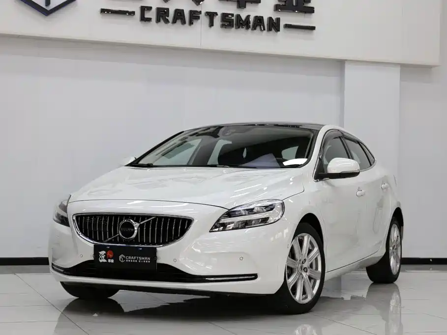 Volvo V40 — миниатюра 2
