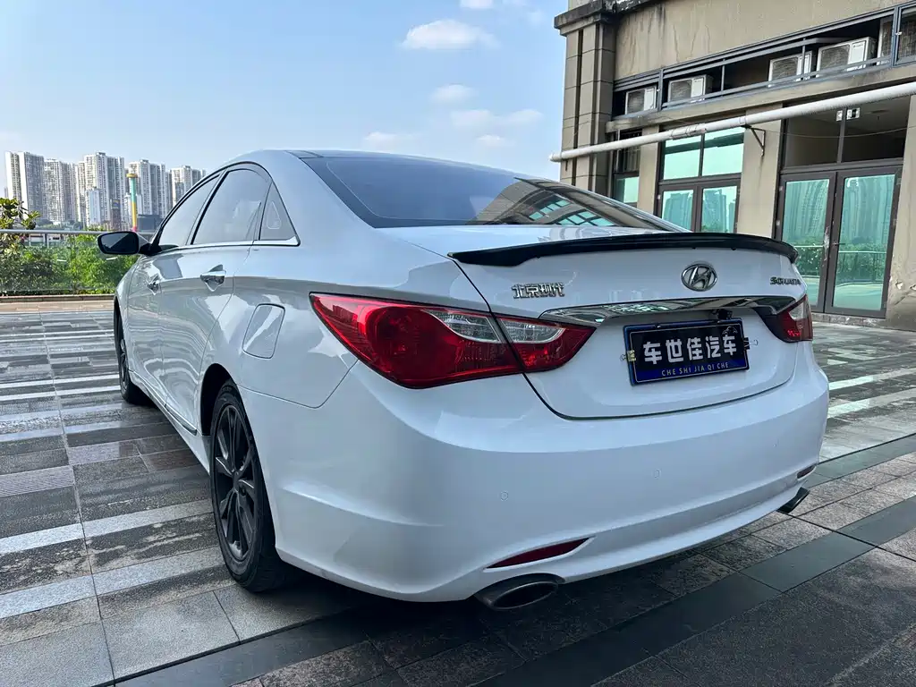 Hyundai Sonata — миниатюра 4