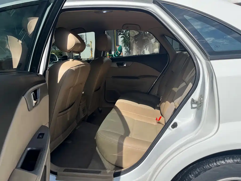 Buick Excelle — миниатюра 11