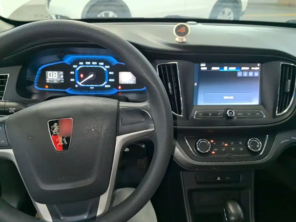 Roewe 360 — миниатюра 10