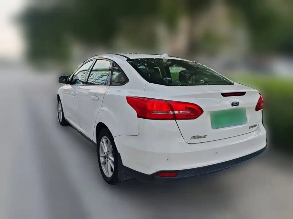 Ford Focus — миниатюра 6