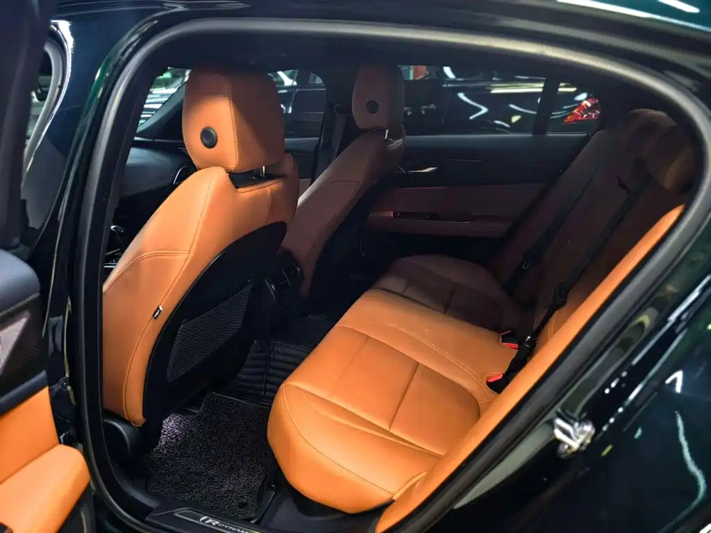 Jaguar XEL — миниатюра 6