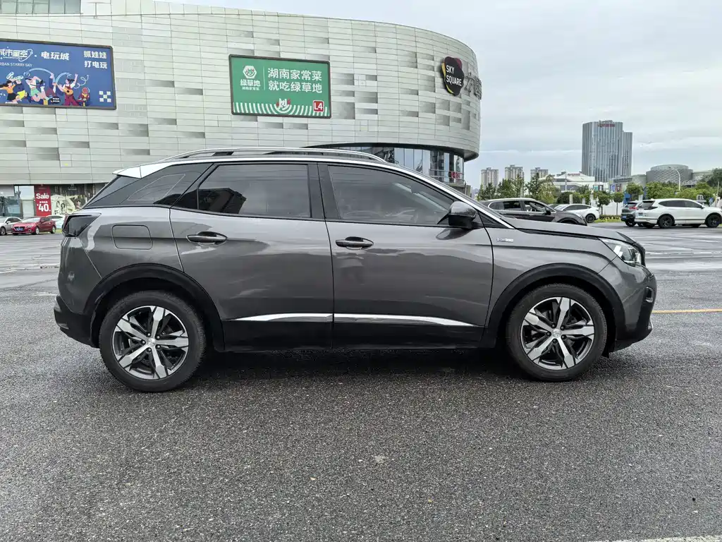 Peugeot 4008 — миниатюра 7