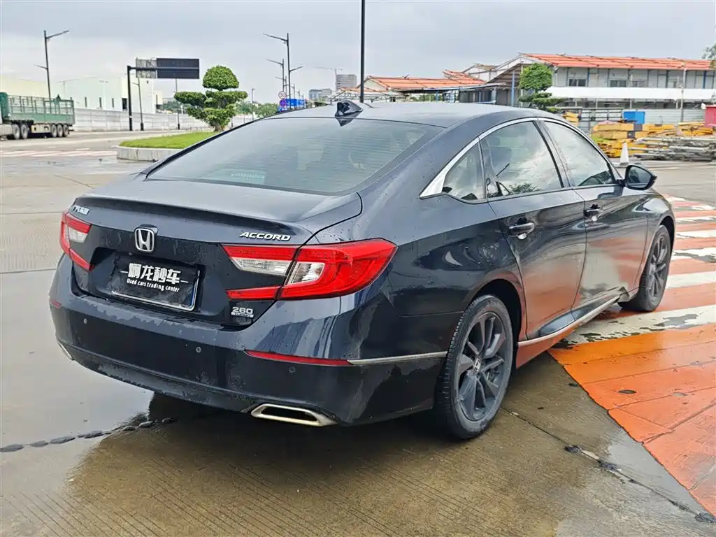 Honda Accord — миниатюра 5