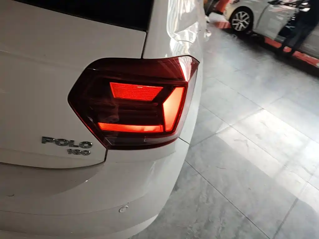 Volkswagen Polo — миниатюра 8