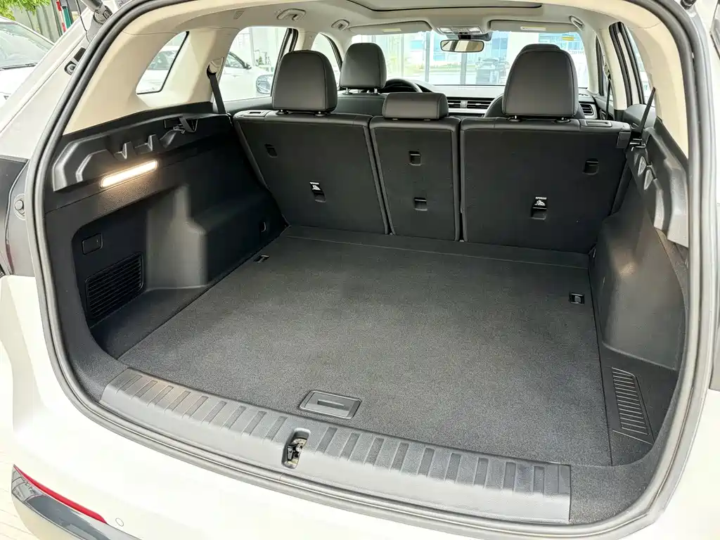 BMW X1 — миниатюра 12