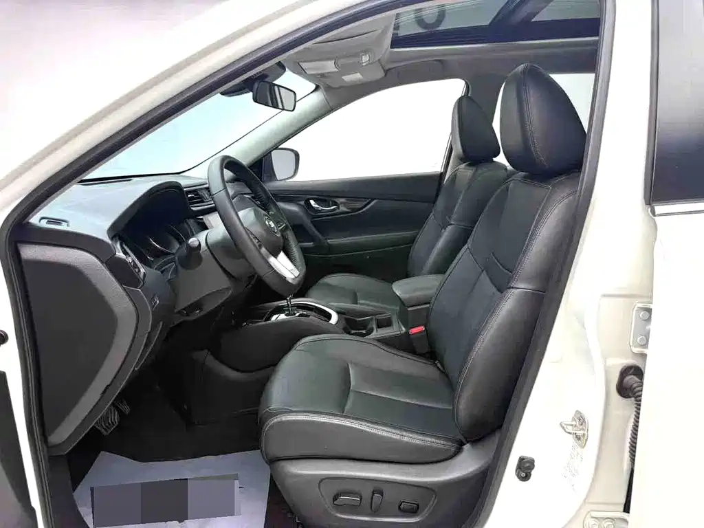 Nissan X-Trail — миниатюра 7