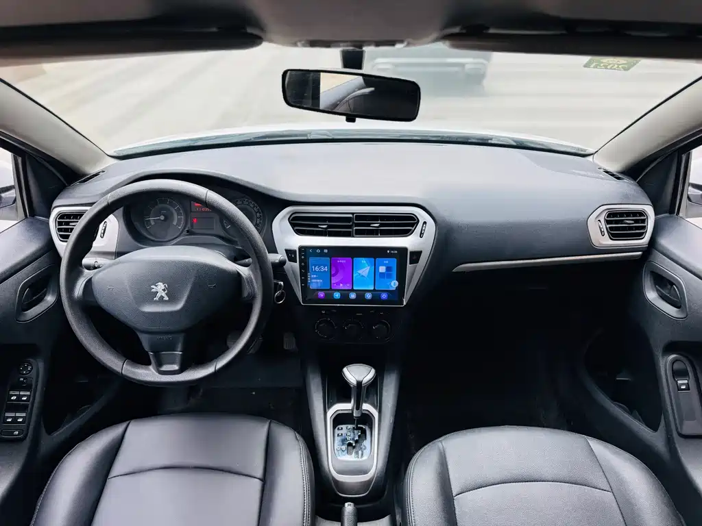 Peugeot 301 1.6L Auto Comfort Edition, фото 10
