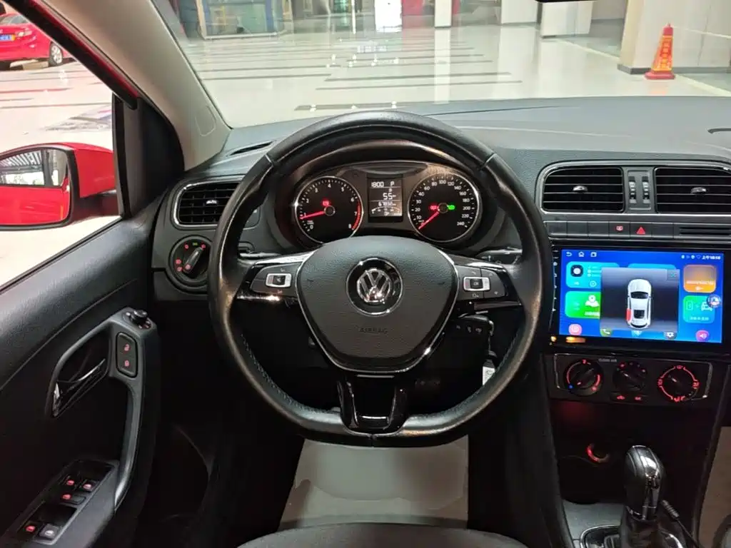 Volkswagen Polo — миниатюра 11