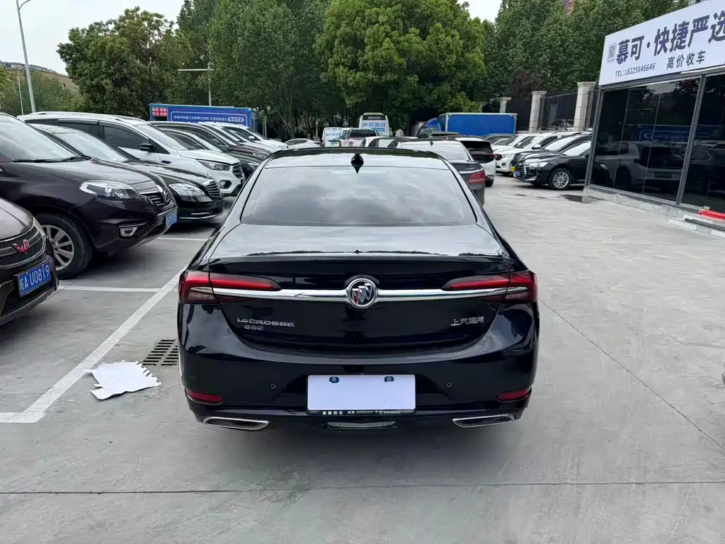 Buick LaCrosse 2021 652T Luxury