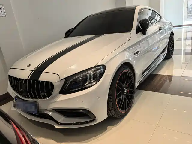 MERCEDES BENZ C CLASS AMG