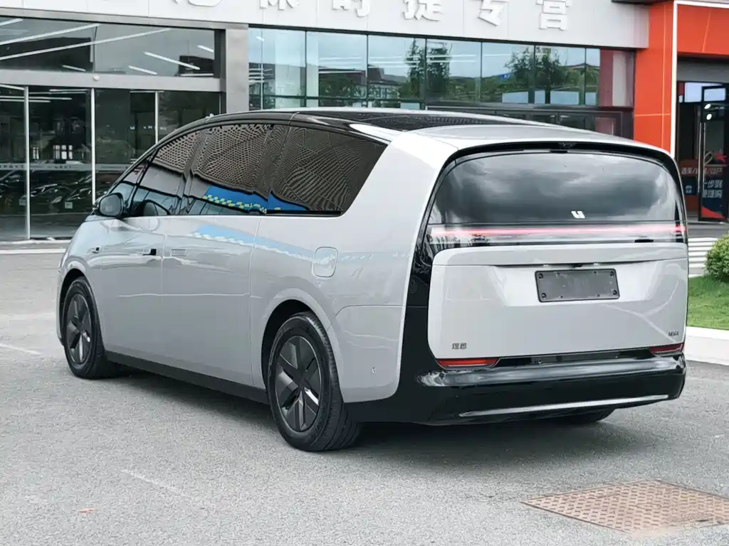 Li Auto Li MEGA — миниатюра 32