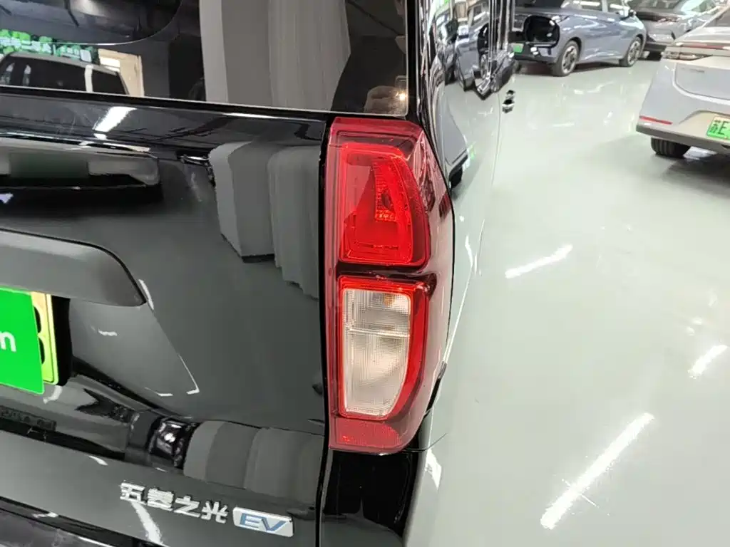 Wuling Zhiguang EV — миниатюра 8