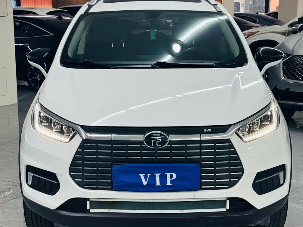 BYD Yuan EV — миниатюра 2