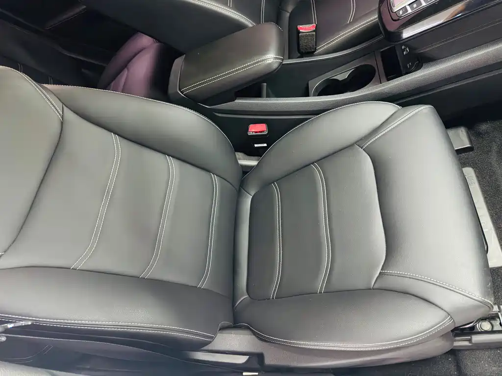 BYD Yuan EV — миниатюра 12