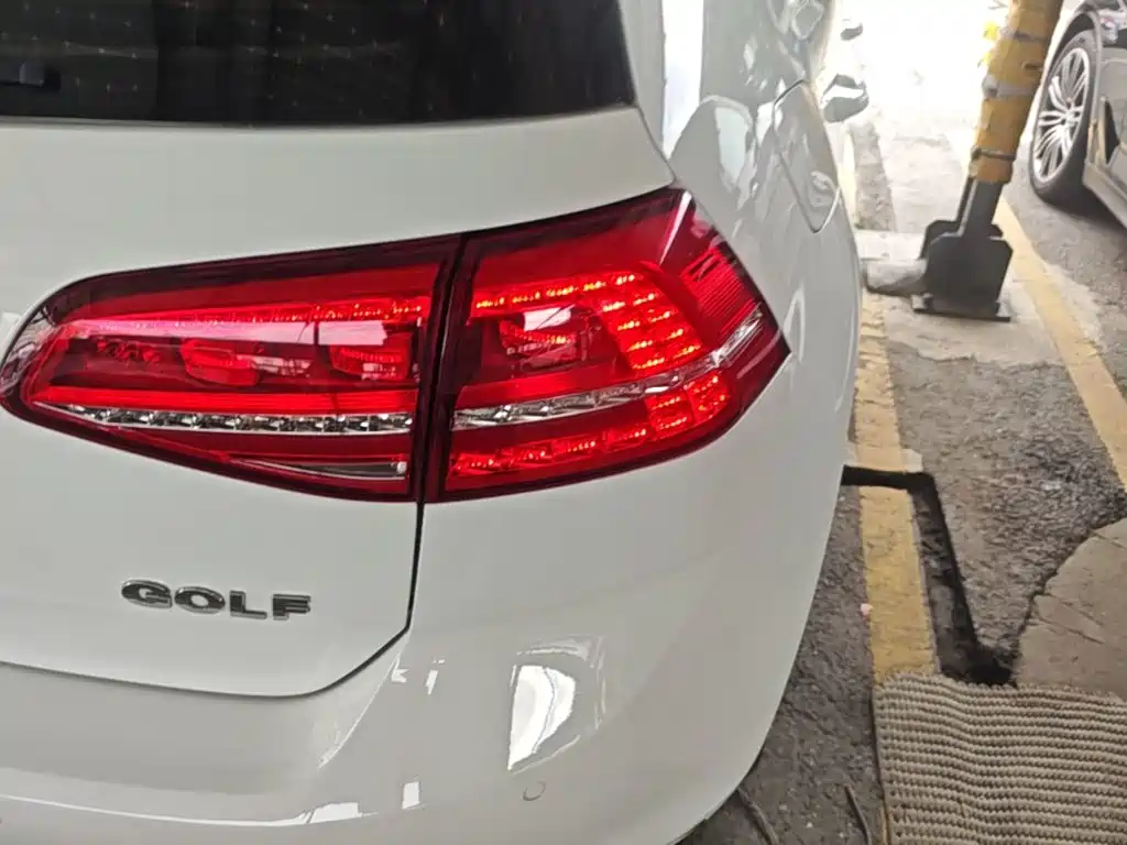 Volkswagen Golf — миниатюра 8