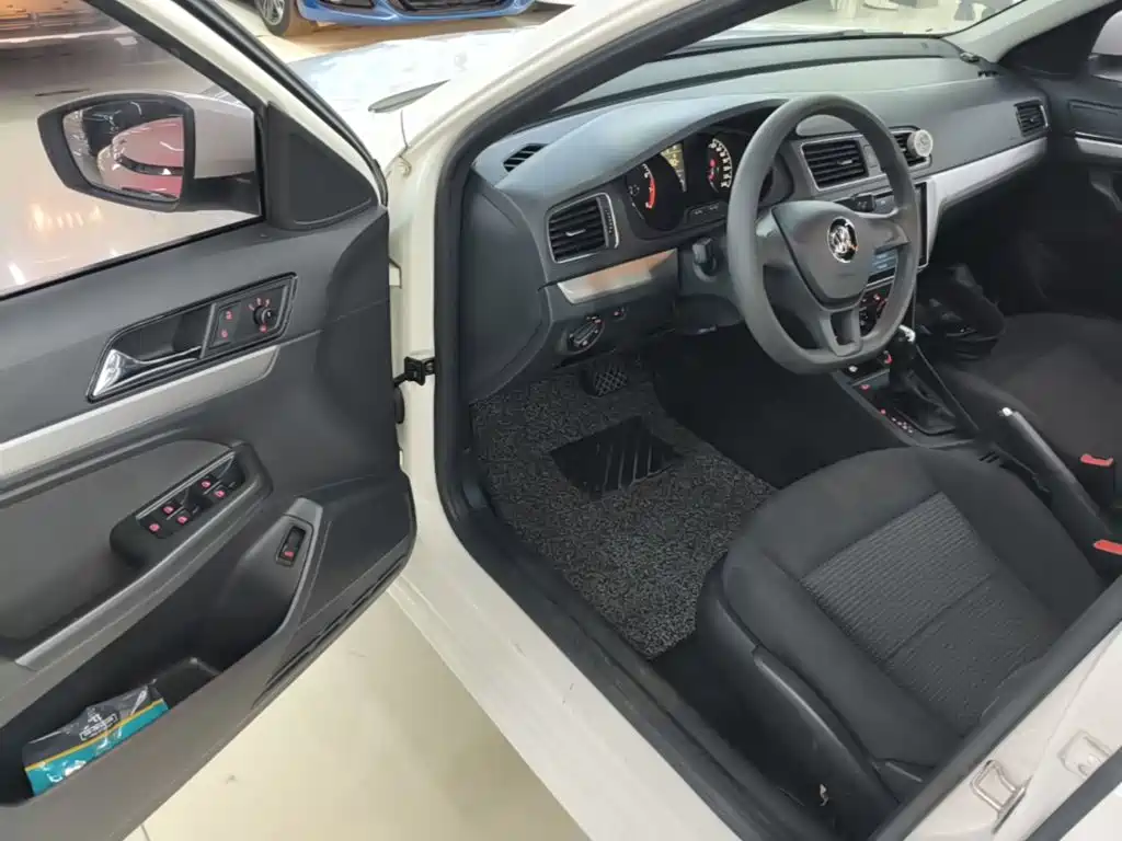 Volkswagen Lavida — миниатюра 16