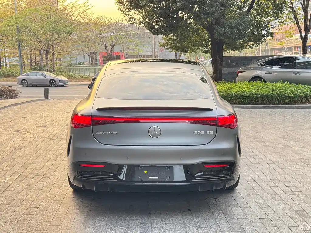 MERCEDES-BENZ EQS AMG