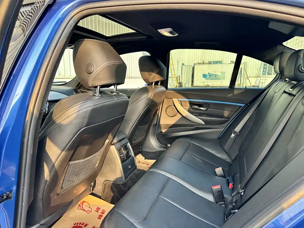 BMW 3 Series — миниатюра 6