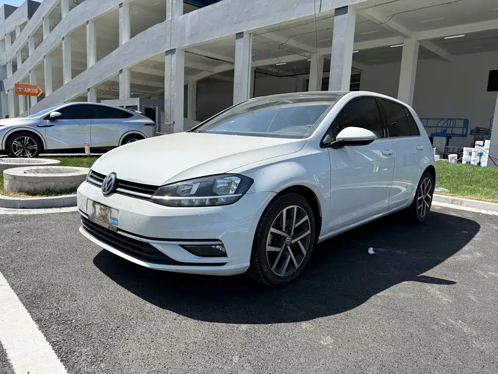 Volkswagen Golf 2020