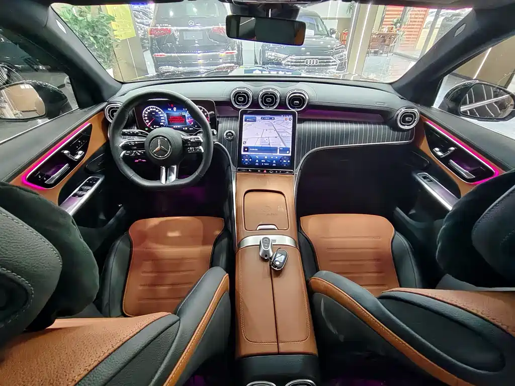Mercedes-Benz GLC 2024 GLC 300 L 4MATIC 5 мест