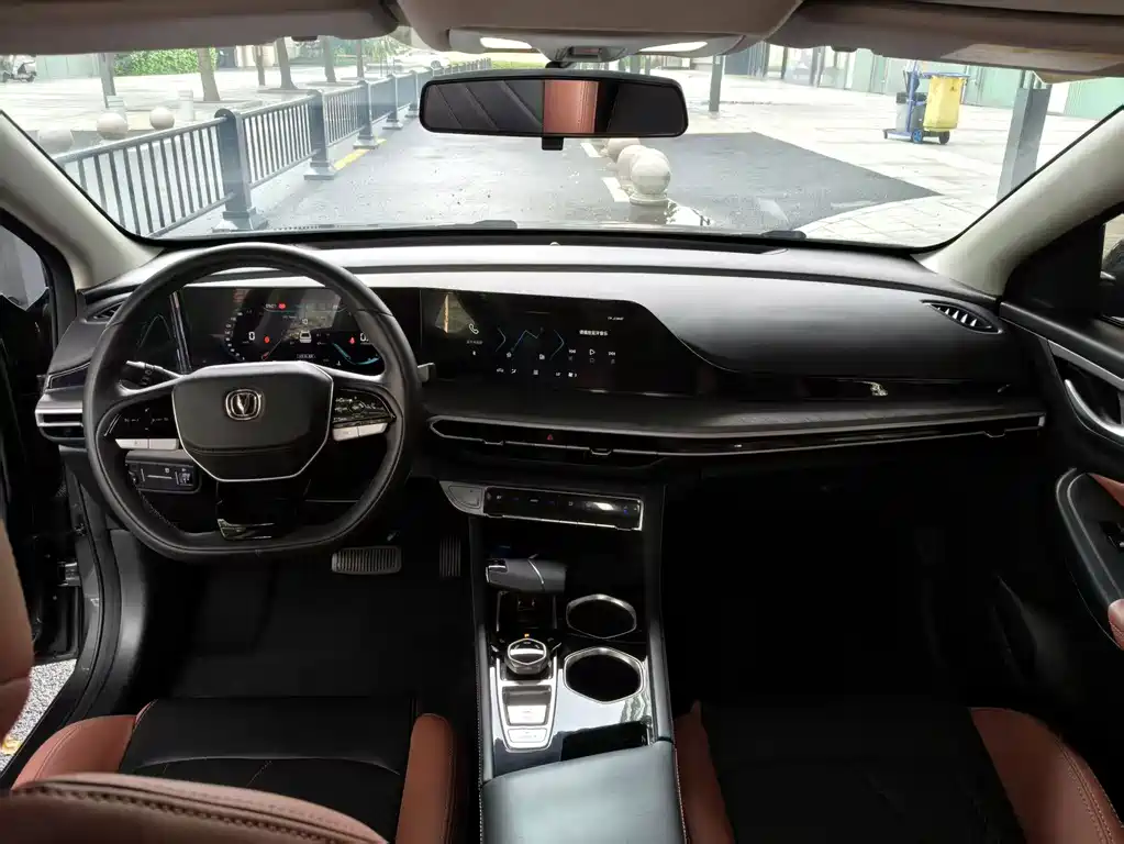 Changan Eado — миниатюра 6