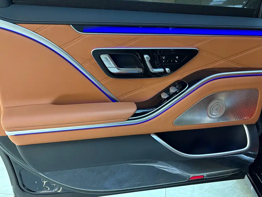 Mercedes-Benz S-Class — миниатюра 15