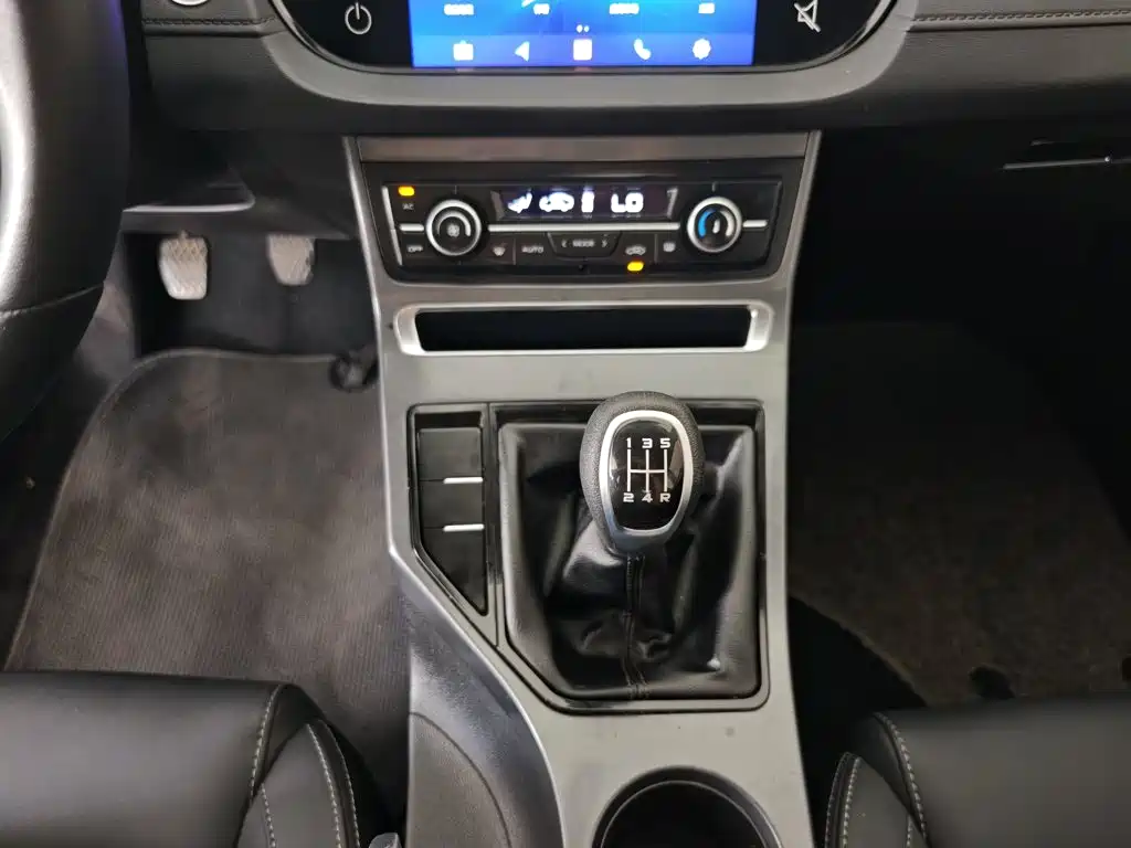 Geely Emgrand — миниатюра 14