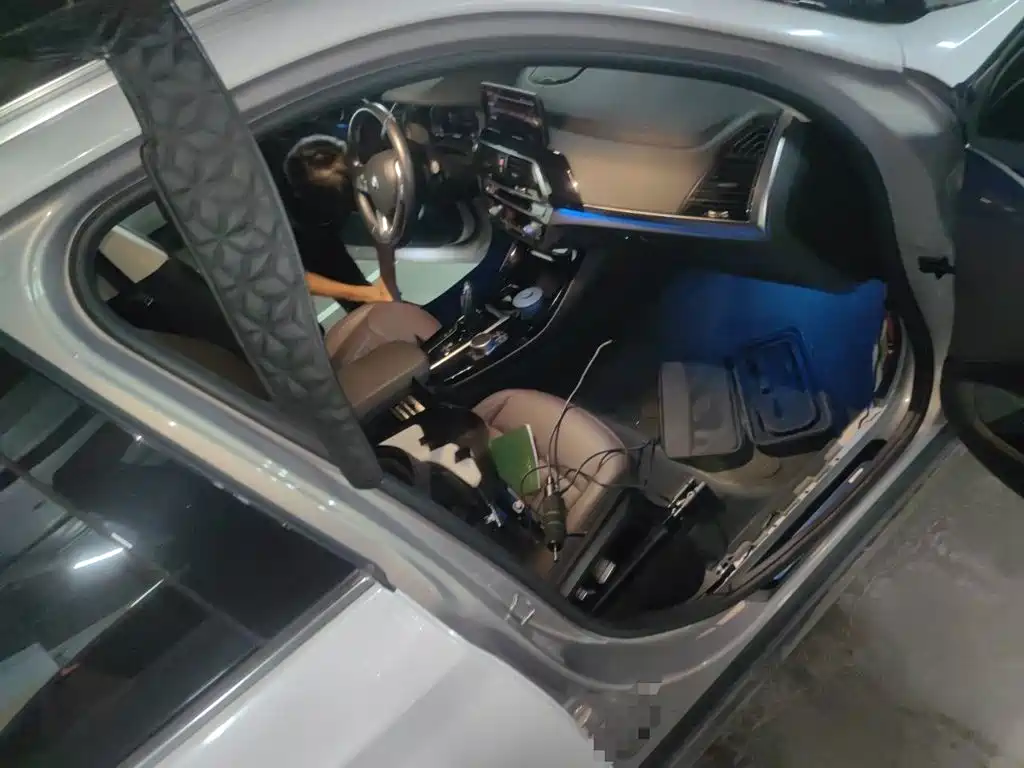 BMW X3 — миниатюра 19