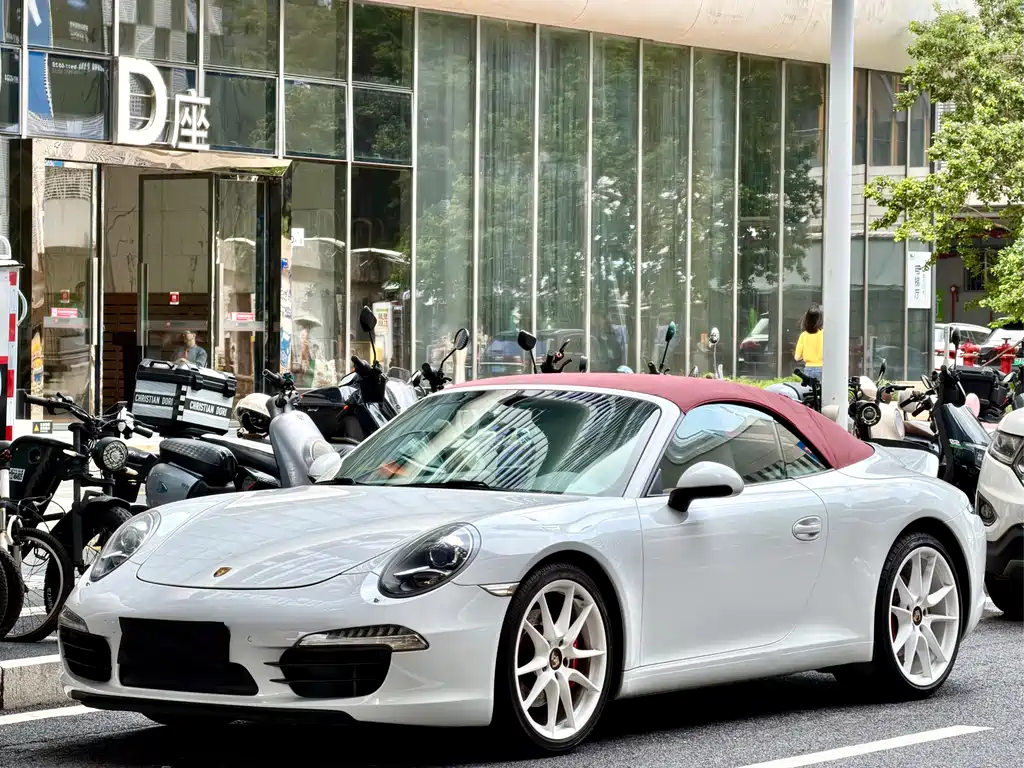 Porsche 911 2012